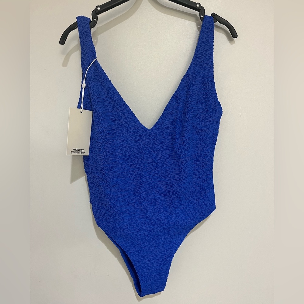 NWT Monday Swimwear Santa Caterina One Piece - Cobalt Crinkle Size Medium